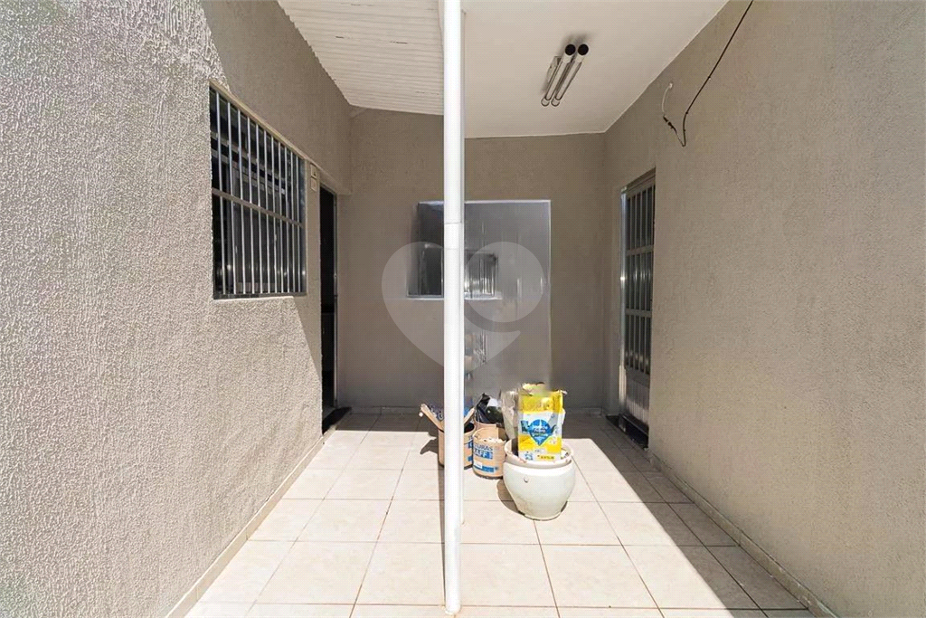 Casa térrea com 02 dormitórios e 01 vaga - Vila Santa Teresinha/SP