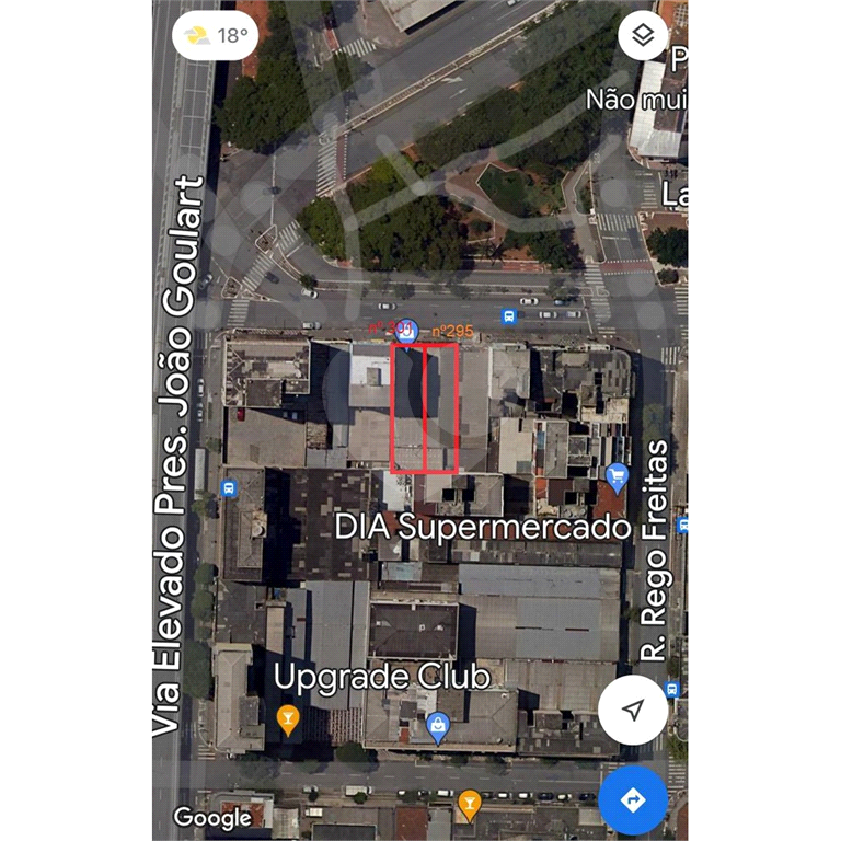 Galpão Comercial a venda ou locação no  Centro.