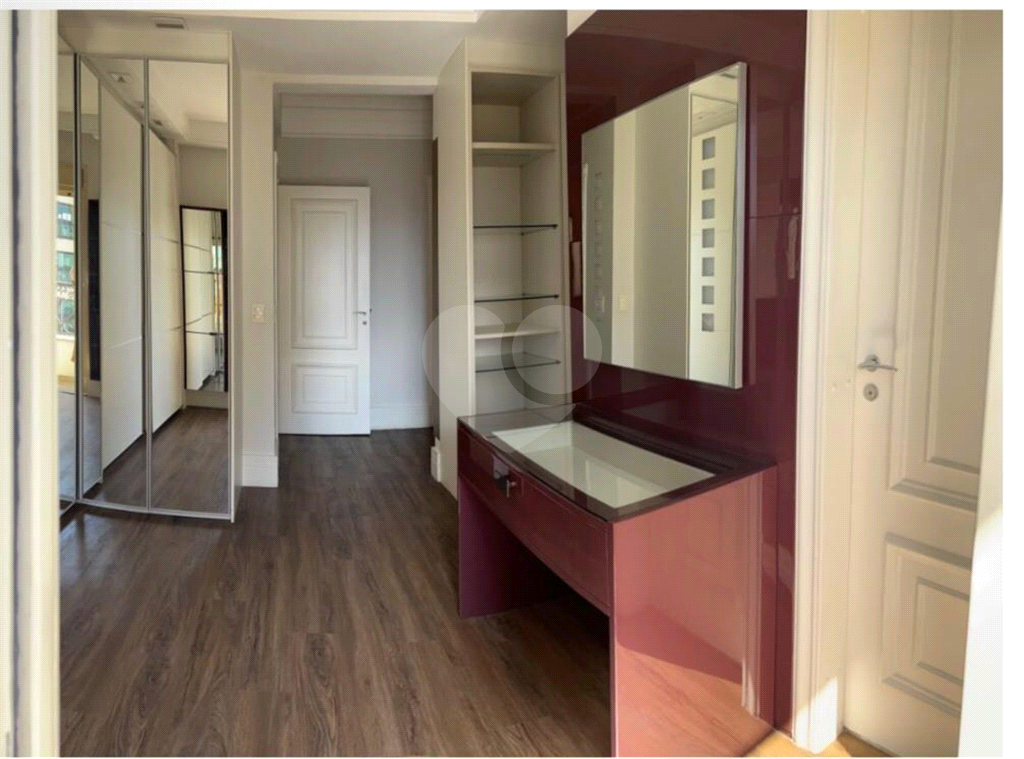 Alto Padrão no Tatuapé 336m² - 3 suítes - 5 vagas