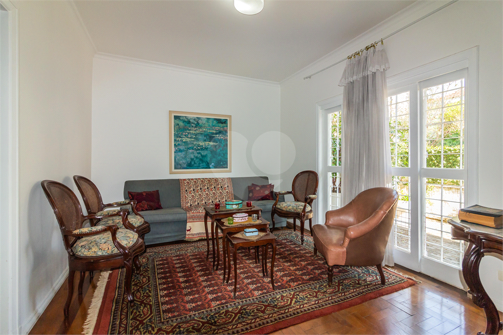 Casa com 260m², 3 quartos no Jardim Europa.
