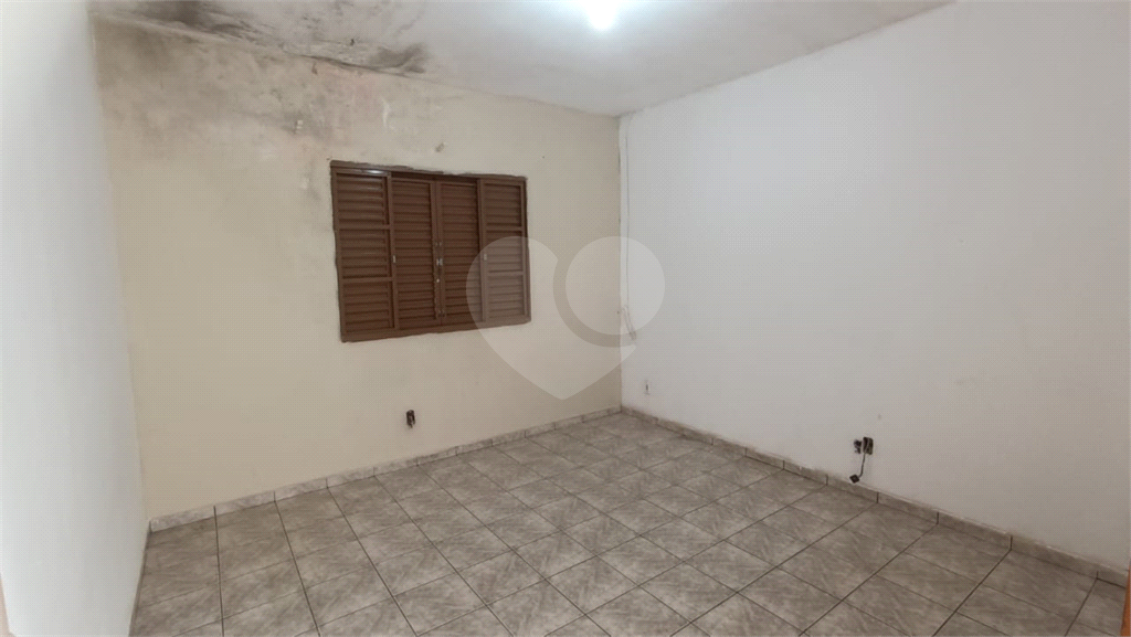 Casa à venda com 6 quartos, 228m² - Foto 13