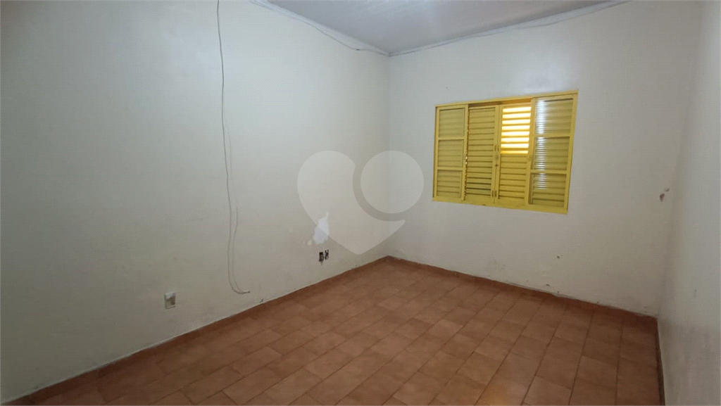 Casa à venda com 6 quartos, 228m² - Foto 15