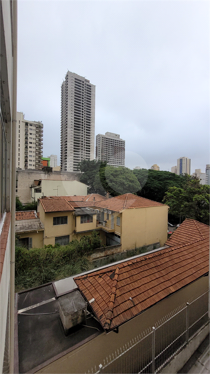 APARTAMENTO em PERDIZES