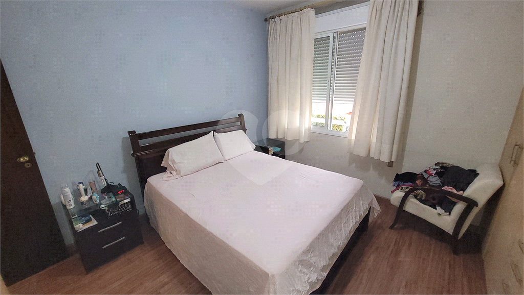 APARTAMENTO em PERDIZES