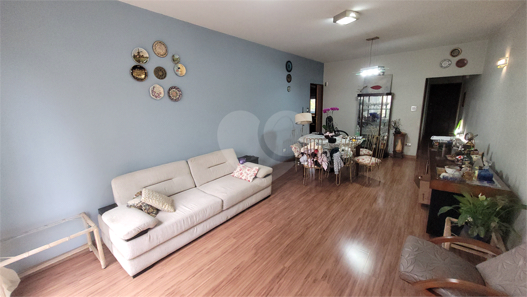 APARTAMENTO em PERDIZES