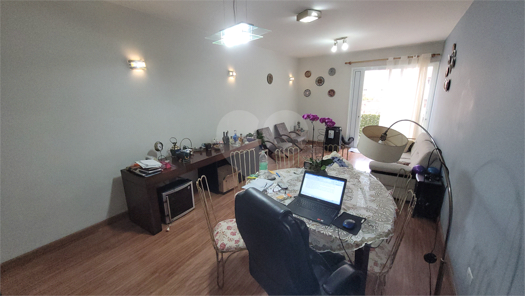 APARTAMENTO em PERDIZES