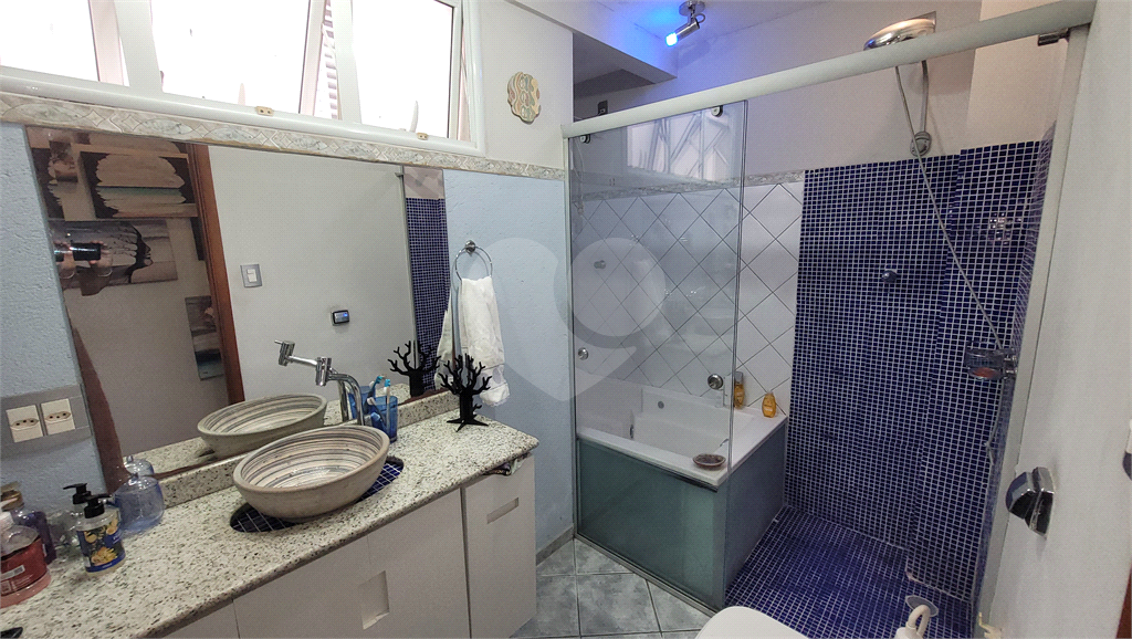 APARTAMENTO em PERDIZES