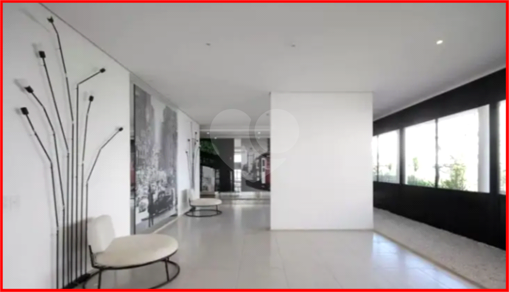 APARTAMENTO em CENTRO