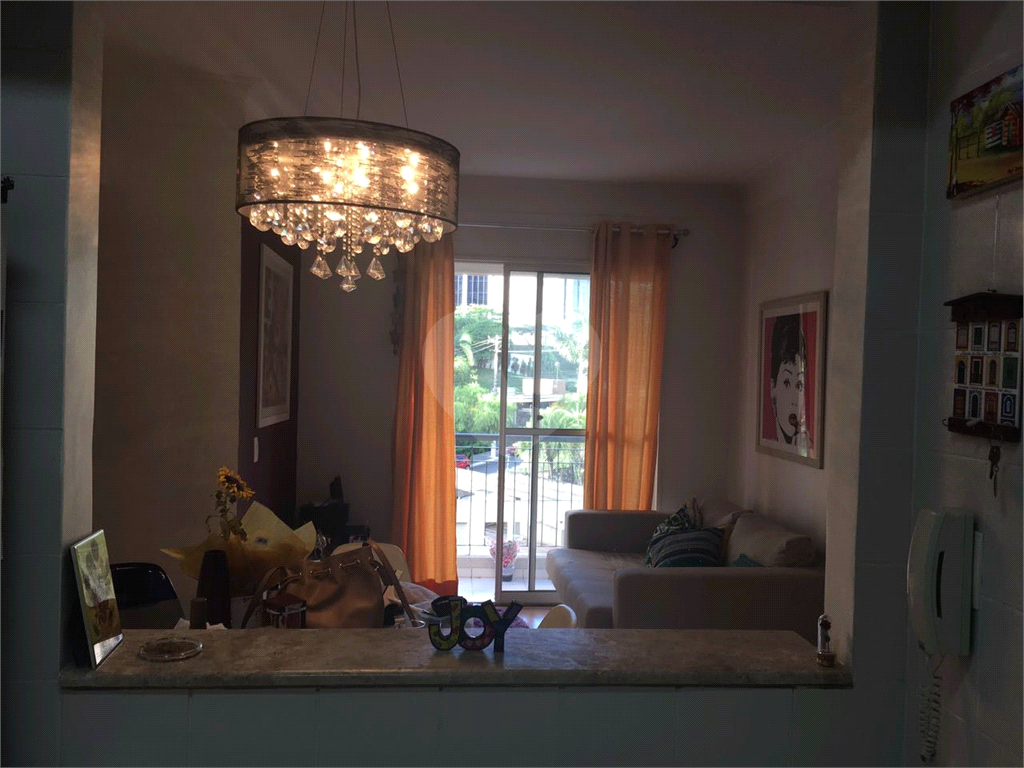 Apartamento à venda com 2 quartos, 64m² - Foto 5