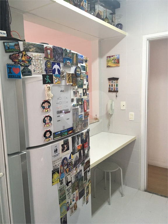 Apartamento à venda com 2 quartos, 64m² - Foto 8