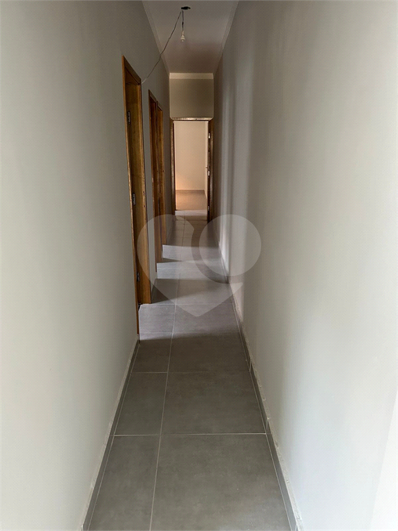 Casa à venda com 3 quartos, 120m² - Foto 1