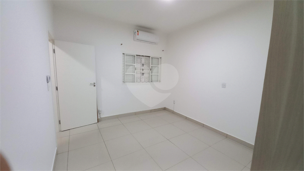 Casa à venda com 3 quartos, 250m² - Foto 33