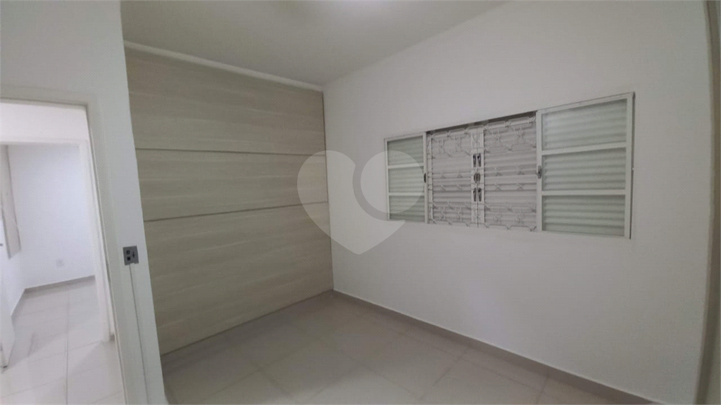 Casa à venda com 3 quartos, 250m² - Foto 28