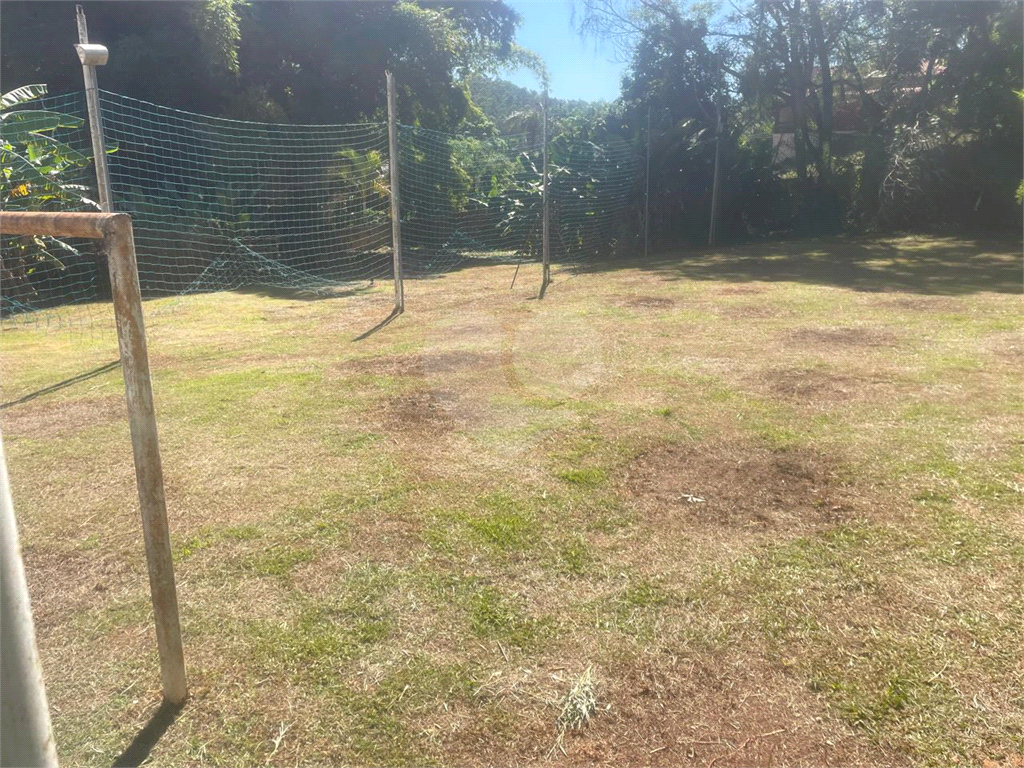 Chácara à venda com 4 quartos, 250m² - Foto 13