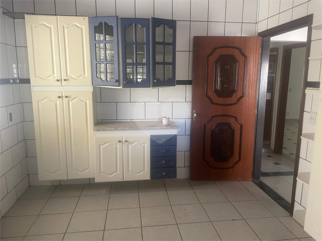 Chácara à venda com 4 quartos, 250m² - Foto 8