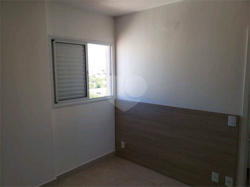 Apartamento para alugar com 2 quartos, 70m² - Foto 20