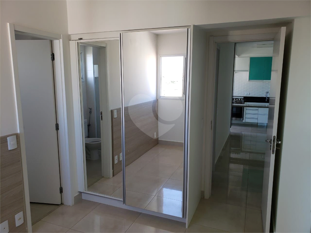 Apartamento para alugar com 2 quartos, 70m² - Foto 29
