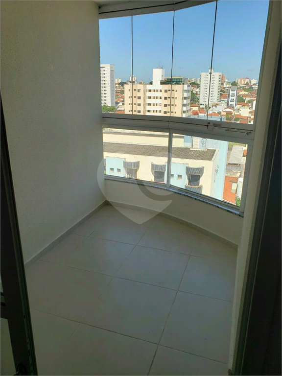 Apartamento para alugar com 2 quartos, 70m² - Foto 11