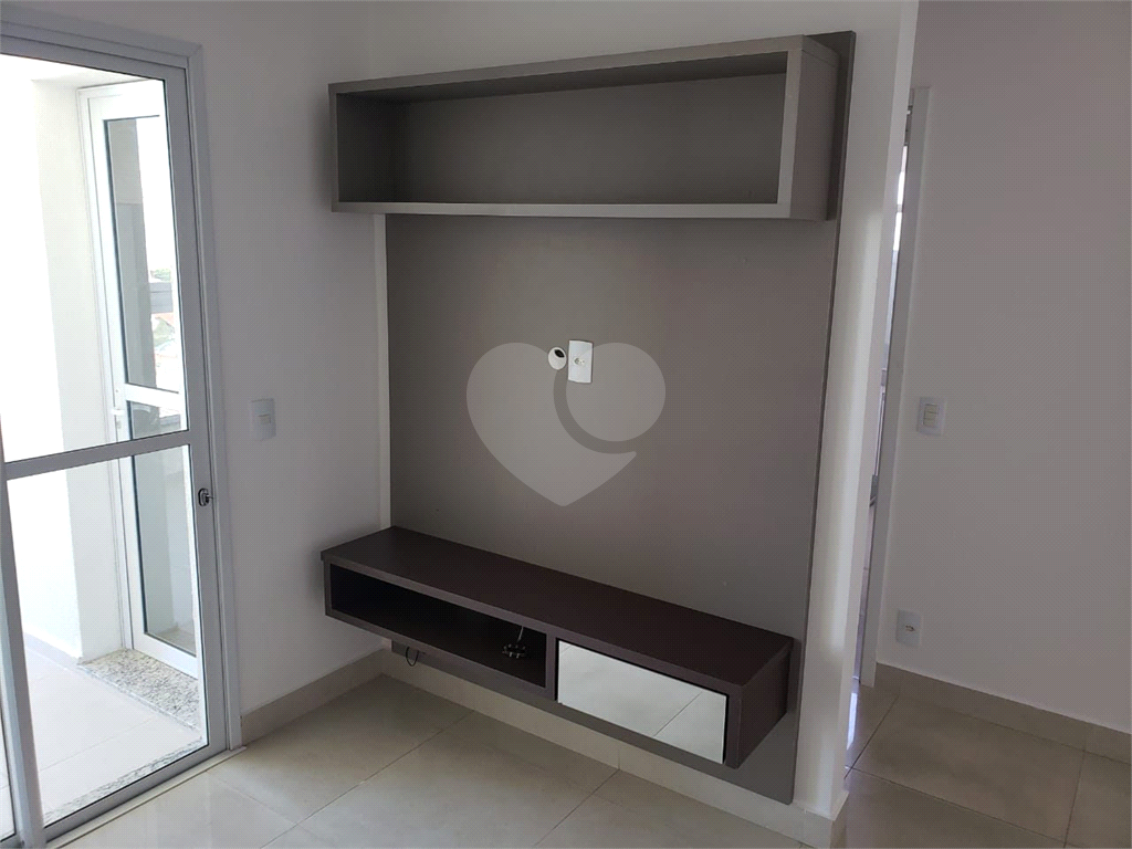 Apartamento para alugar com 2 quartos, 70m² - Foto 9