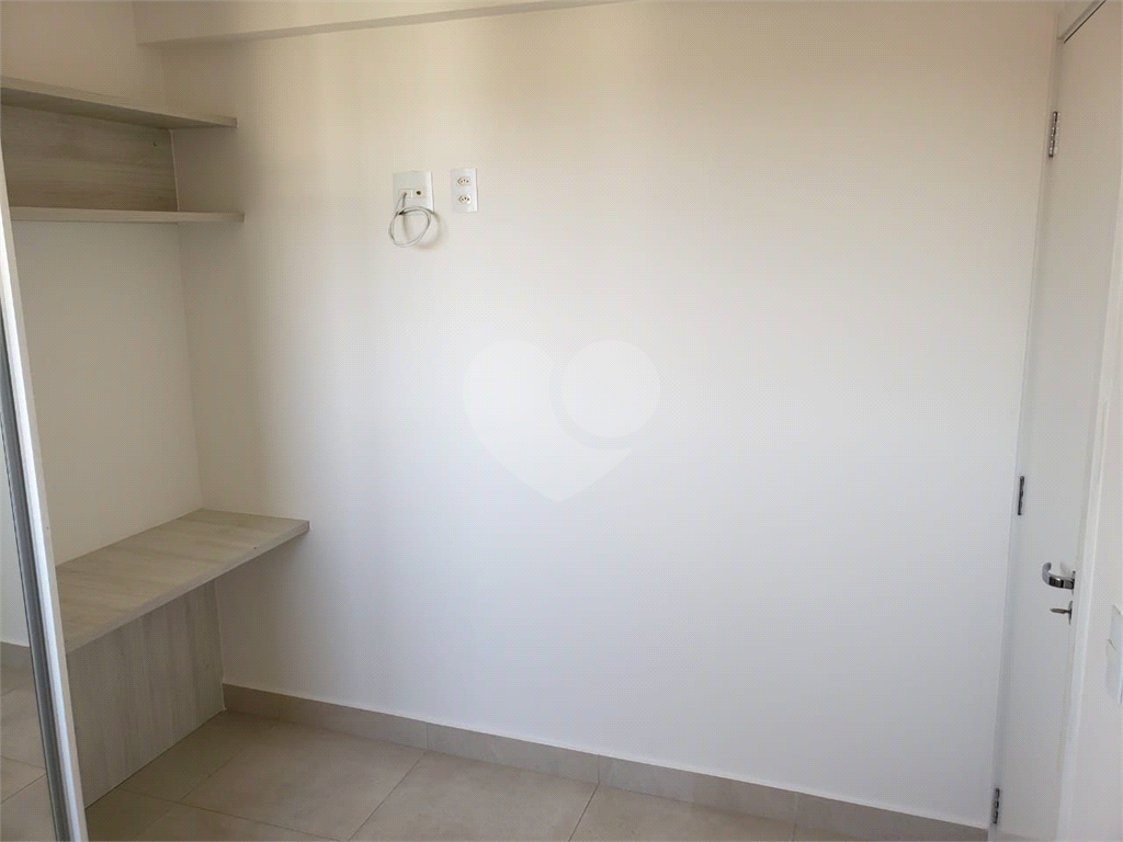 Apartamento para alugar com 2 quartos, 70m² - Foto 19