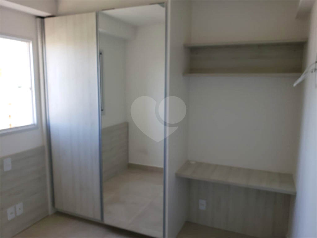 Apartamento para alugar com 2 quartos, 70m² - Foto 10