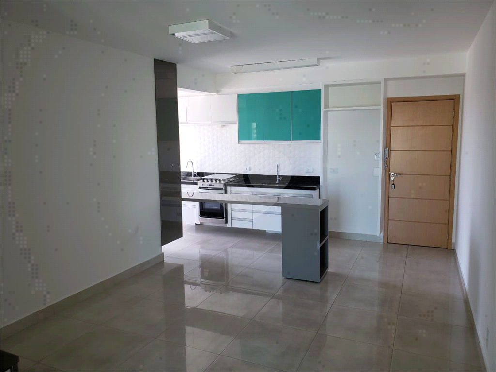 Apartamento para alugar com 2 quartos, 70m² - Foto 1