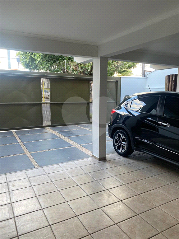 Casa para alugar com 4 quartos, 140m² - Foto 30