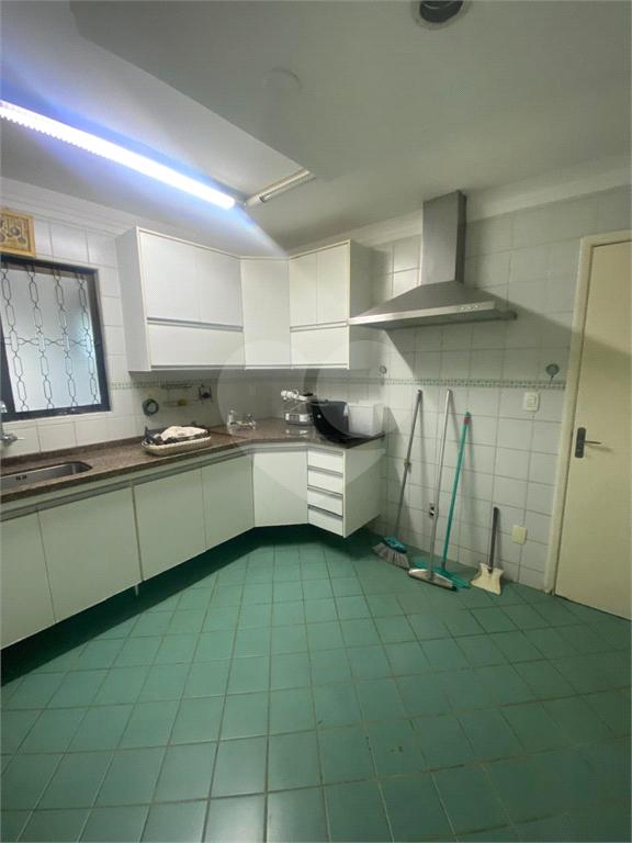 Casa para alugar com 4 quartos, 140m² - Foto 6