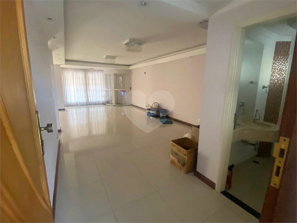 Casa para alugar com 4 quartos, 140m² - Foto 3