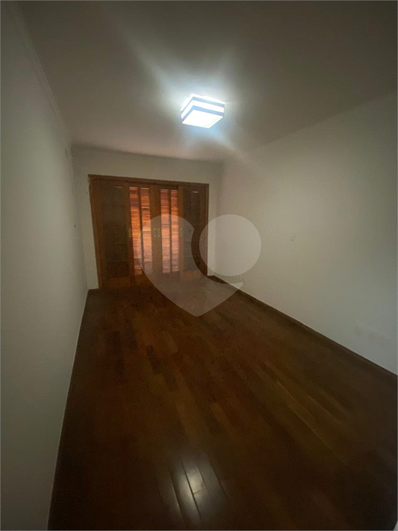Casa para alugar com 4 quartos, 140m² - Foto 23