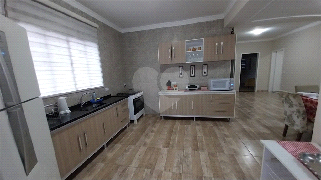 Casa à venda com 4 quartos, 300m² - Foto 12