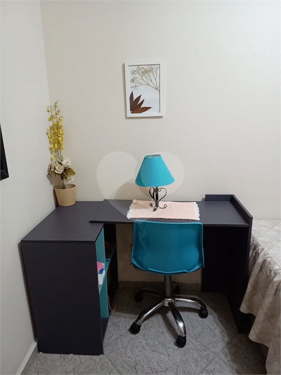 Apartamento 68 m² - 2 quartos sendo 1 suíte, 2 banheiros, 1 vaga de garagem coberta-Guarujá/SP.