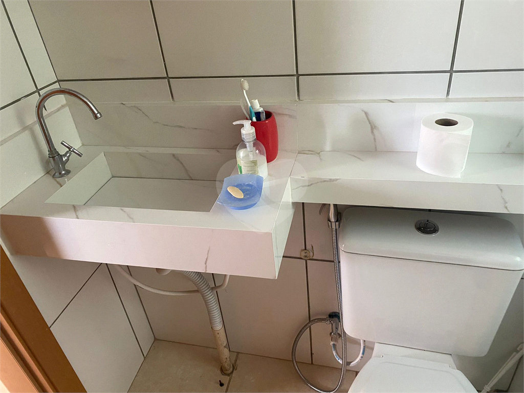 Apartamento à venda com 2 quartos, 45m² - Foto 12