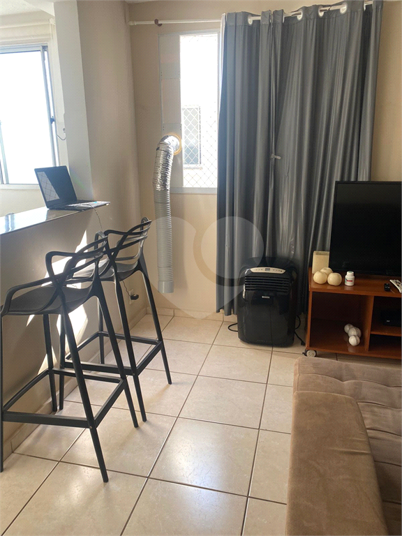 Apartamento à venda com 2 quartos, 45m² - Foto 15