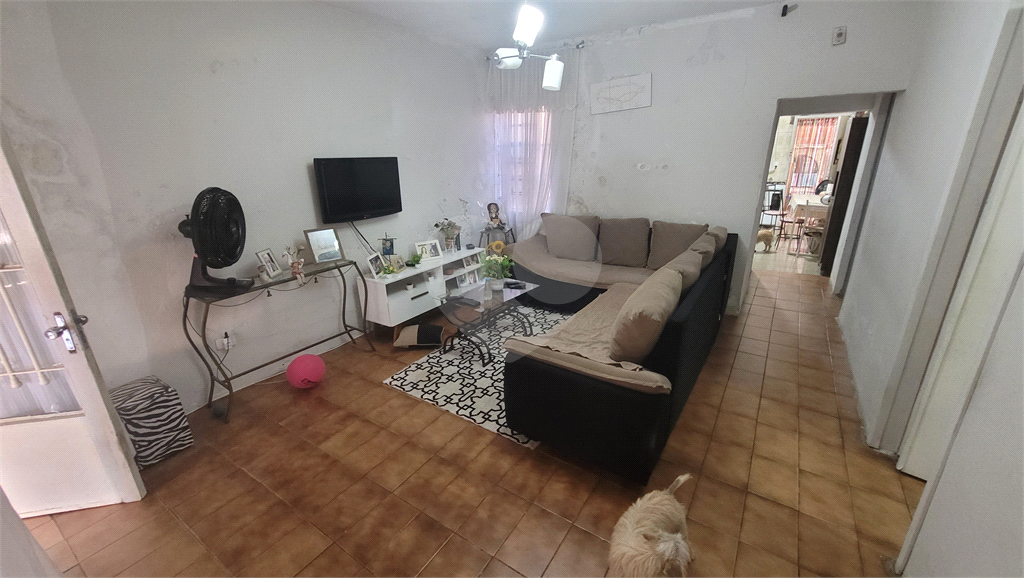 Casa térrea ou terreno para venda. 240m2, Local plano. Ideal para galpão. Jardim Guimarães