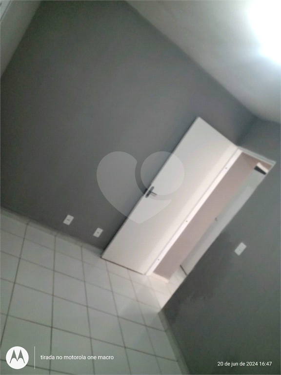 Apartamento à venda com 2 quartos, 55m² - Foto 11