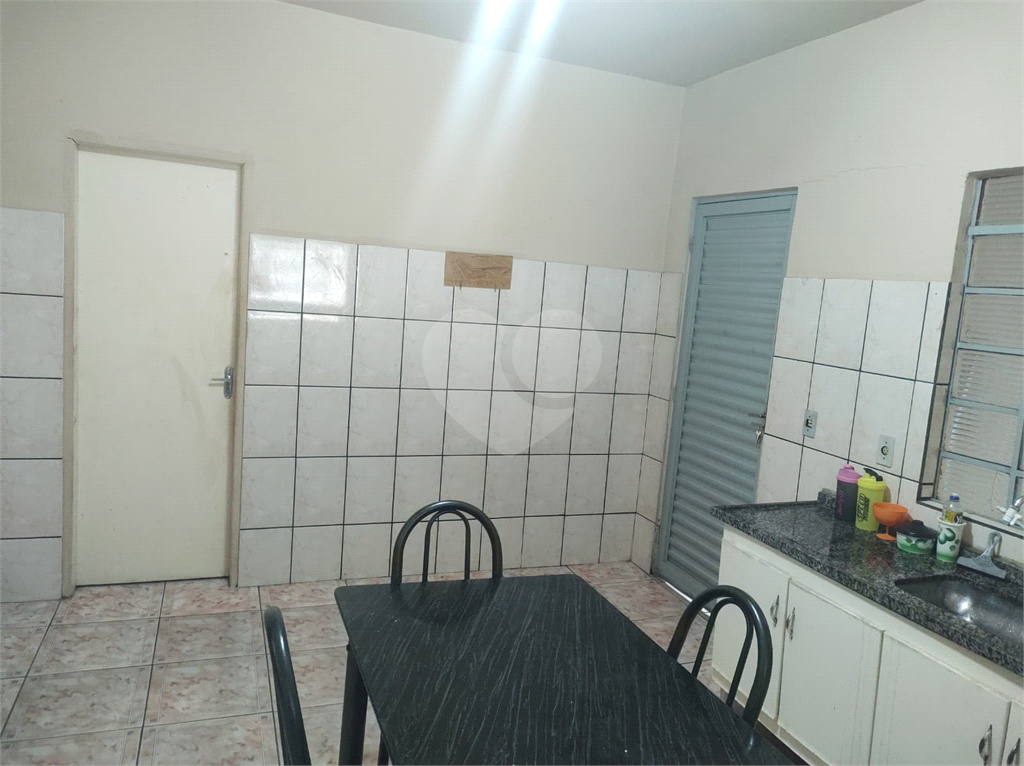 Casa à venda com 3 quartos, 109m² - Foto 8