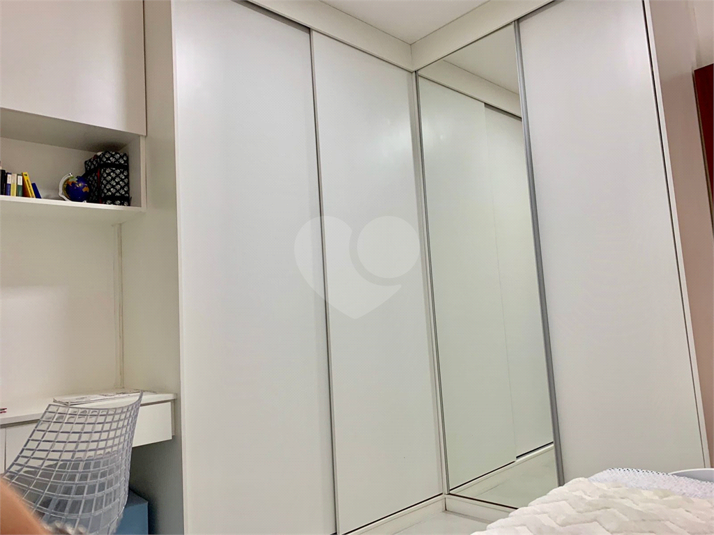 Apartamento à venda com 2 quartos, 70m² - Foto 14