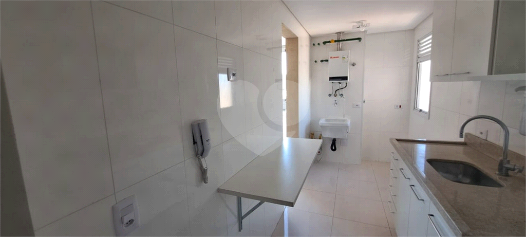 Apartamento  venda  Vila Ede, com 2 dormitórios, 1 vaga, sala, sacada com varanda gourmet 