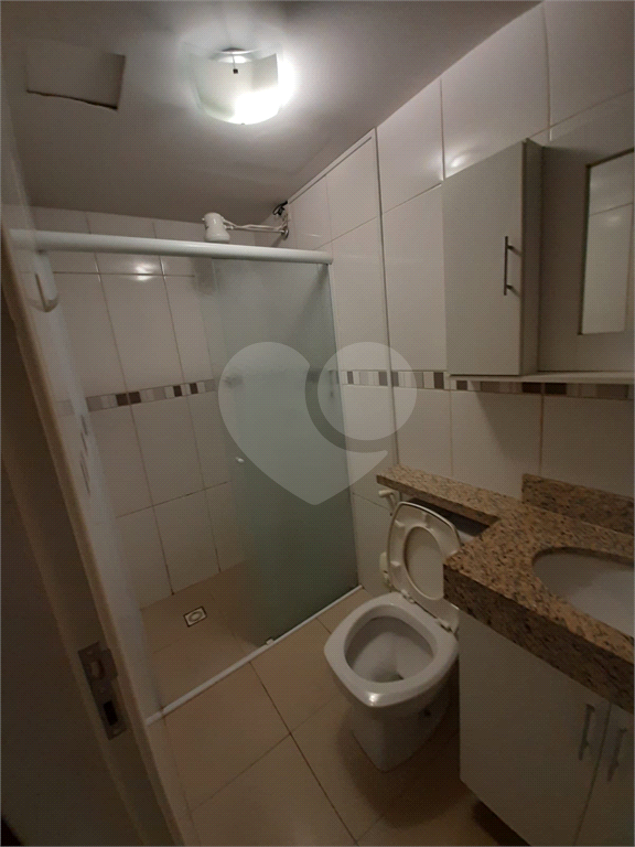 Apartamento à venda com 2 quartos, 65m² - Foto 11