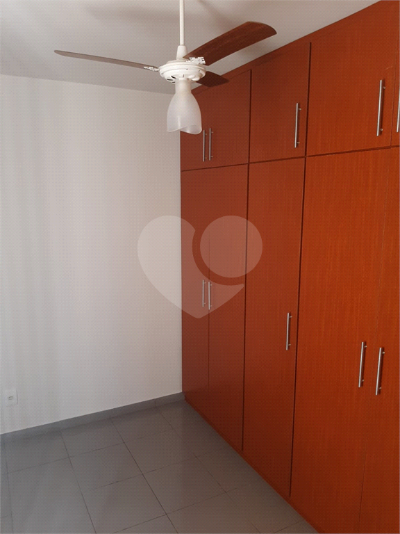 Apartamento à venda com 2 quartos, 65m² - Foto 19