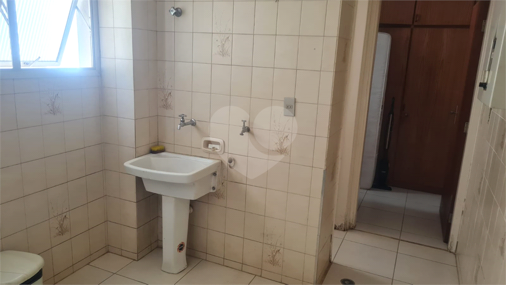 Apartamento à venda com 3 quartos, 110m² - Foto 9