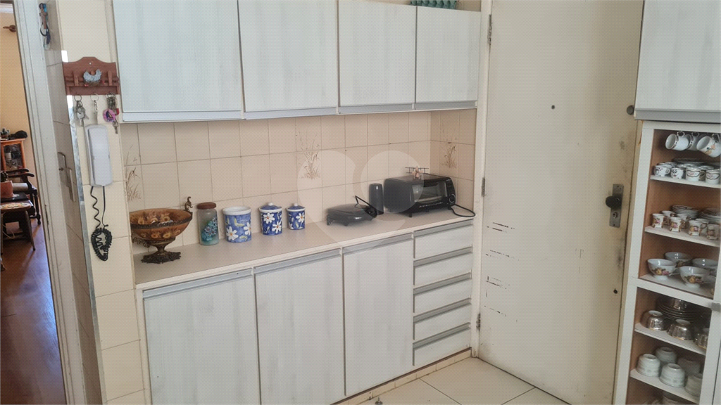 Apartamento à venda com 3 quartos, 110m² - Foto 6