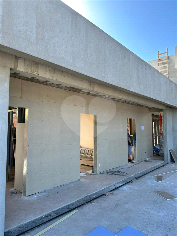 Casa de Condomínio à venda com 4 quartos, 220m² - Foto 17