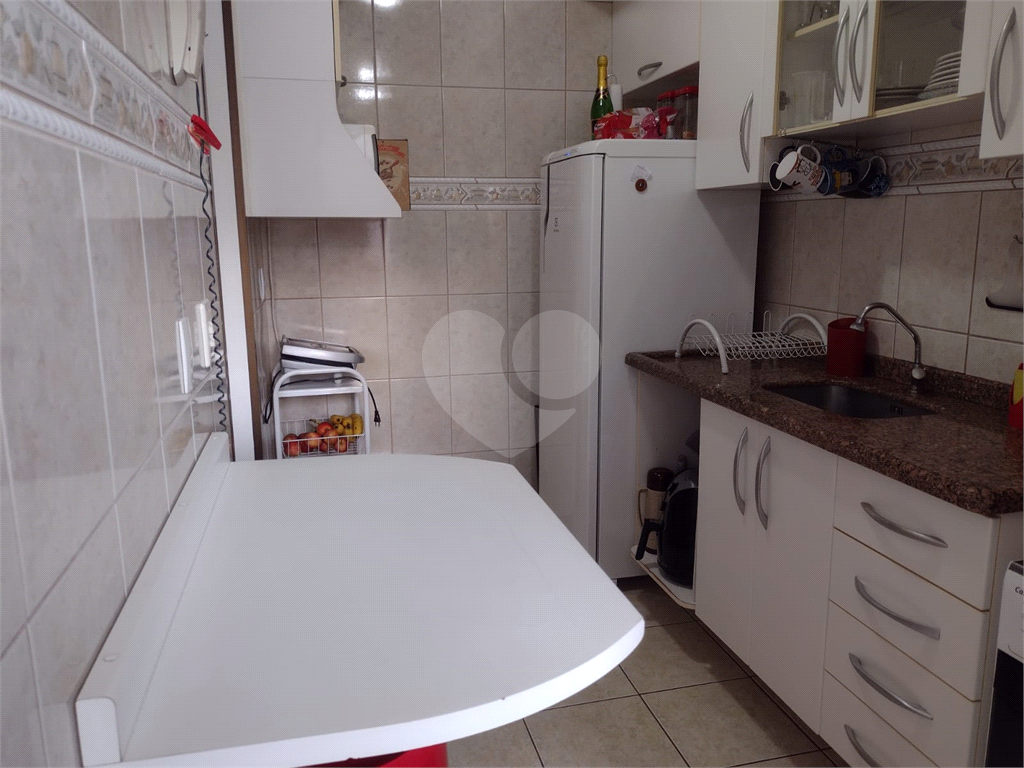 Apartamento à venda com 3 quartos, 58m² - Foto 11