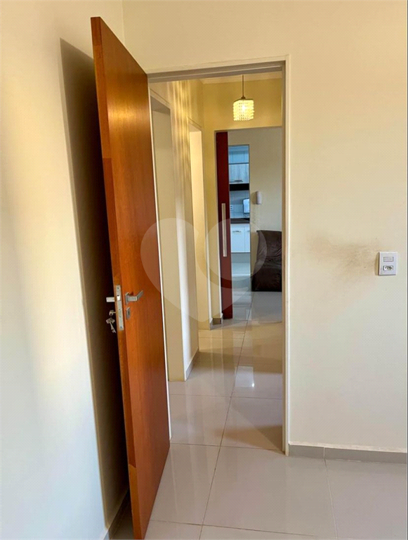 Apartamento à venda com 3 quartos, 75m² - Foto 29