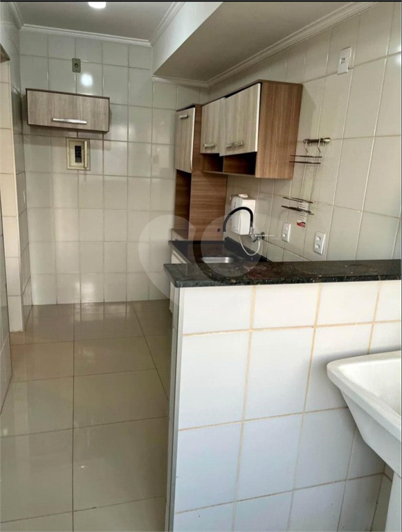 Apartamento à venda com 3 quartos, 75m² - Foto 7