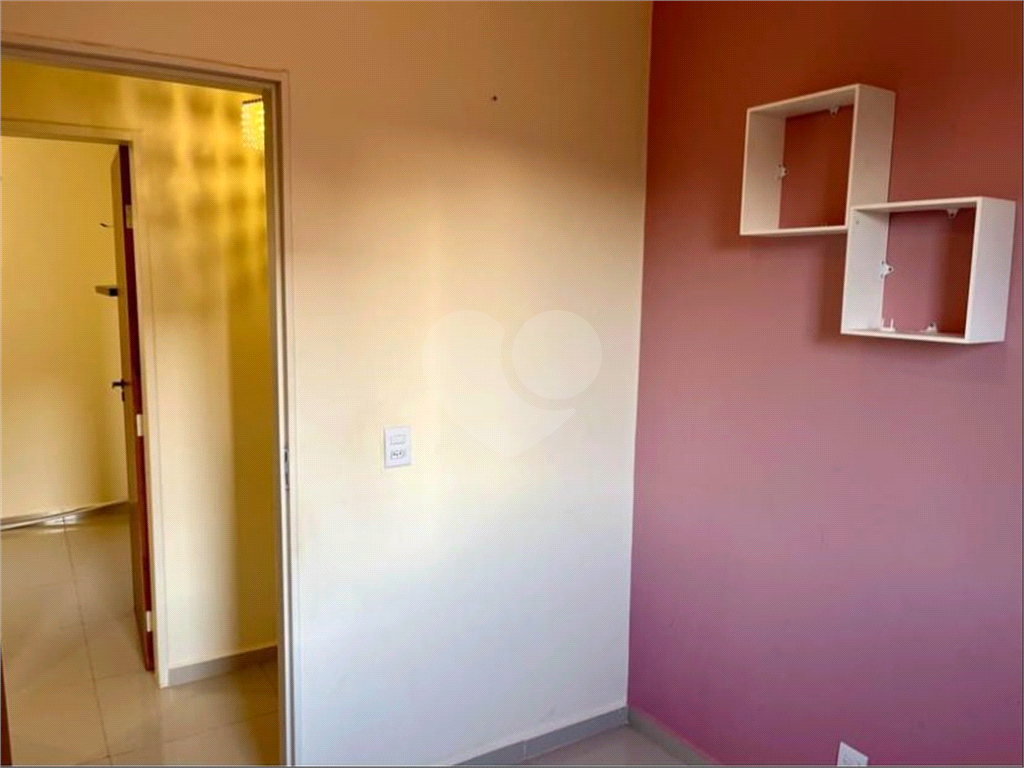 Apartamento à venda com 3 quartos, 75m² - Foto 26