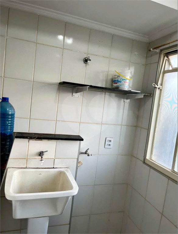 Apartamento à venda com 3 quartos, 75m² - Foto 28