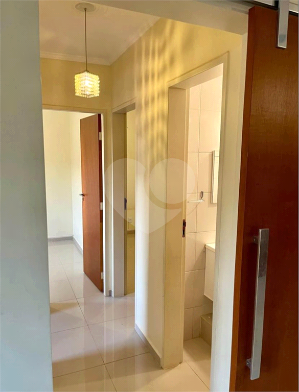 Apartamento à venda com 3 quartos, 75m² - Foto 1